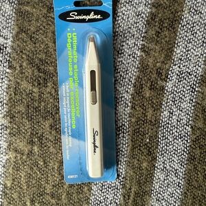 New Swingline White Staple Remover